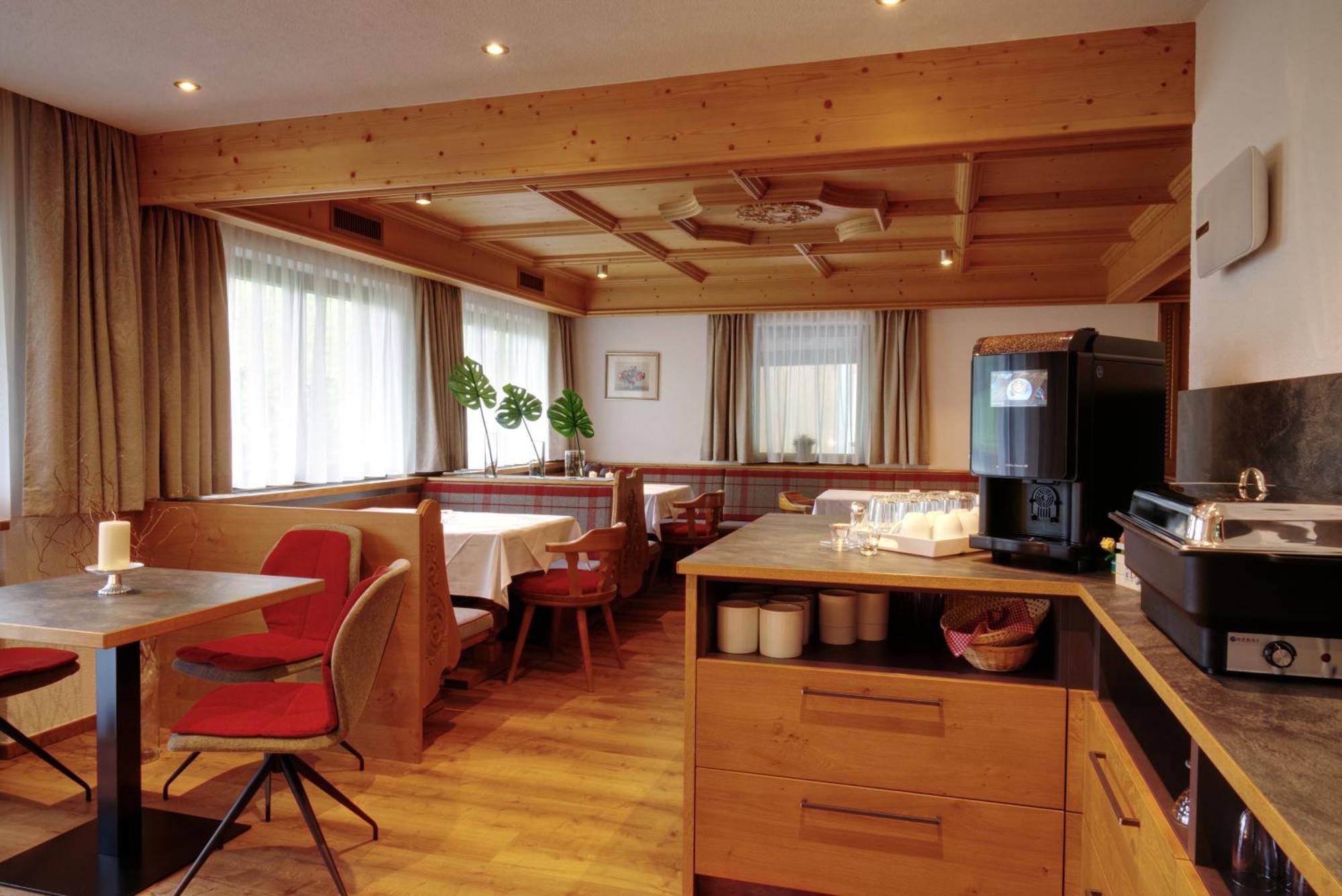 Versalerhof Ischgl Eksteriør bilde