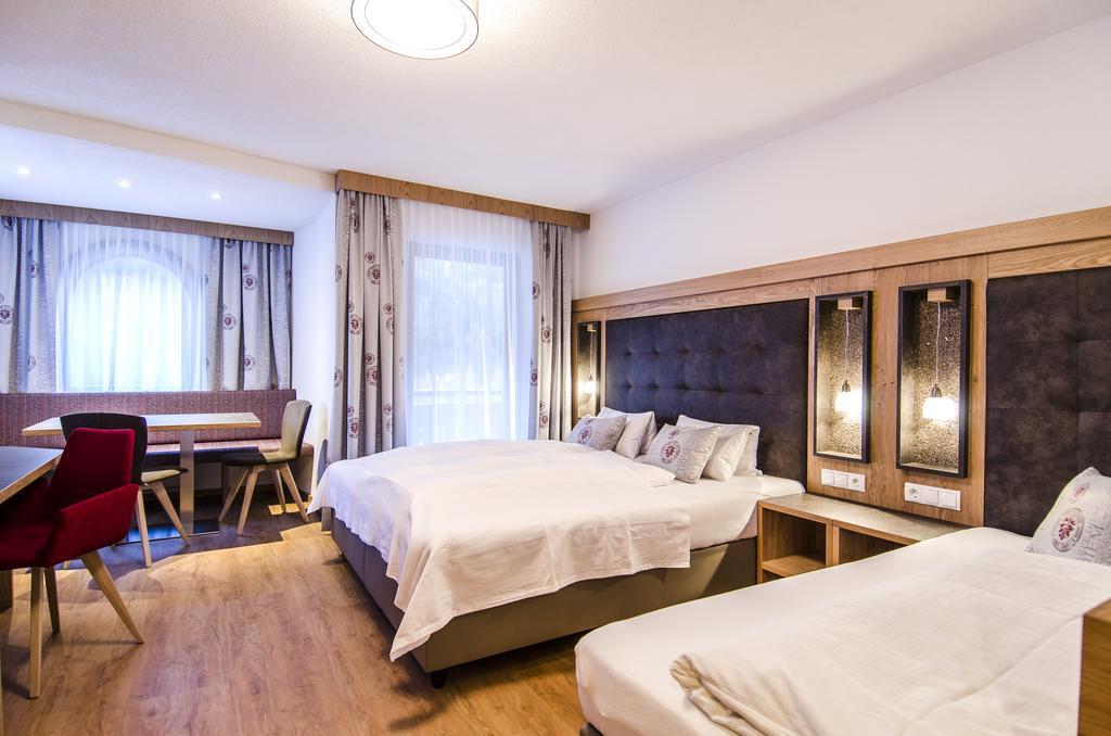Versalerhof Ischgl Eksteriør bilde